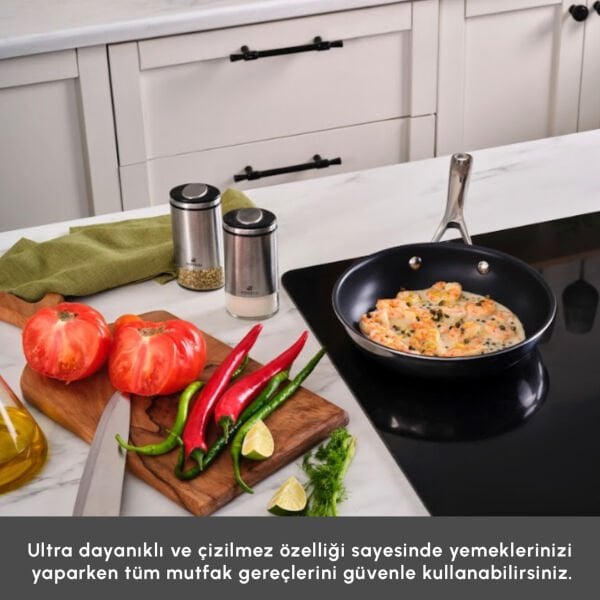 Karaca Plasma Steel 3Ply İndüksiyon Tabanlı Çelik Tava 30 Cm