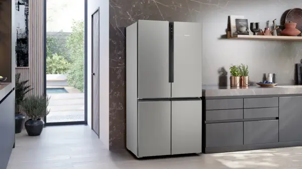 iQ300 Gardırop Tipi Buzdolabı 183 x 90.5 cm Kolay temizlenebilir Inox, Total noFrost