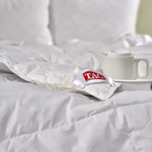 Taç Glamour Tek Kişilik Yorgan Beyaz