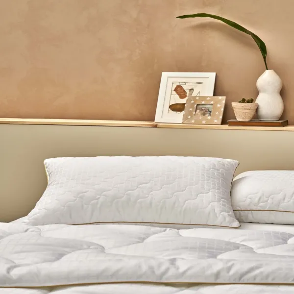 Taç Elegance Mikrojel Yastık