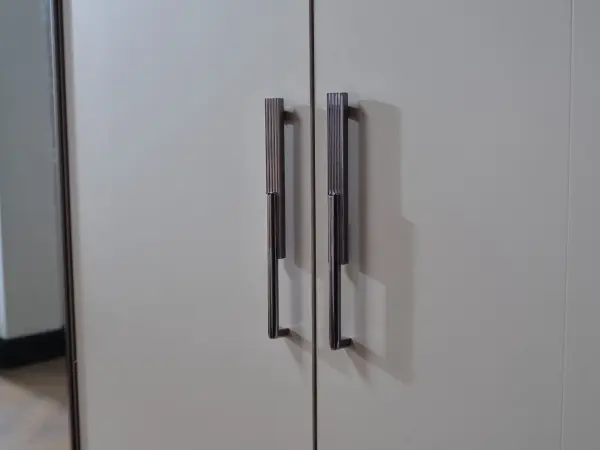 Alexa 6 Kapaklı Dolap