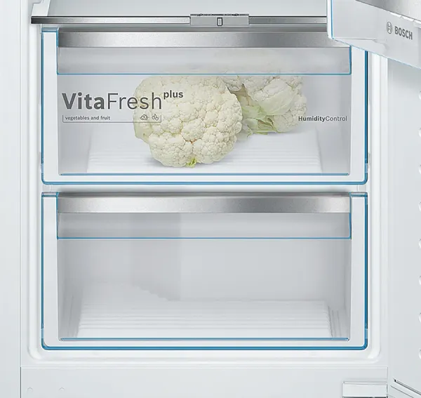 Serie 6 Derin Donduruculu Ankastre Buzdolabı 177.2 x 55.8 cm softClosing Düz Menteşe