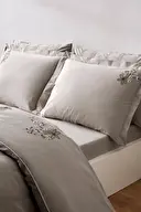 Özdilek Clivia Çift Kişilik Nakışlı Saten Nevresim Takımı